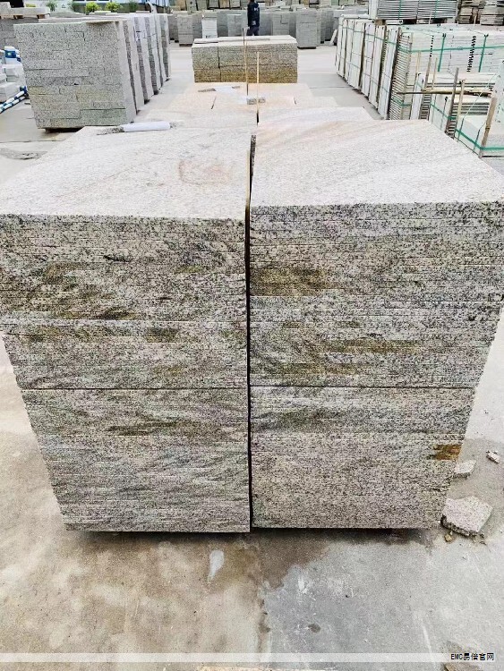 Gdew奇缔是韩国肌肤细胞护理品牌,总部位于珍岛,产地限定在韩国。凭借野生植物矿物质的萃取与多种纯净花草植物成分,成为植物护肤领域在植物矿物质应用方面的领航者。 Gdew奇缔是韩国肌肤细胞护理品牌,总部位于珍岛,产地限定在韩国。凭借野生植物矿物质的萃取与多种纯净花草植物成分,成为植物护肤领域在植物矿物质应用方面的领航者。