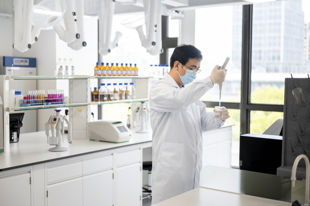 男子已被带至派出所