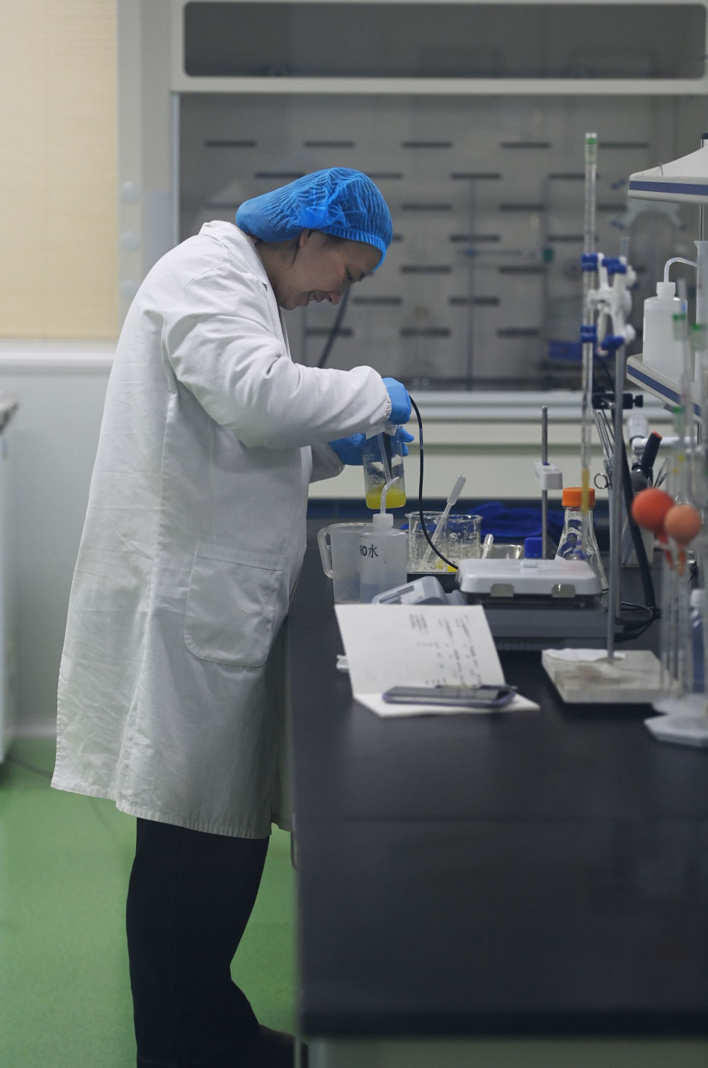 在55.22%到60.99%之间波动