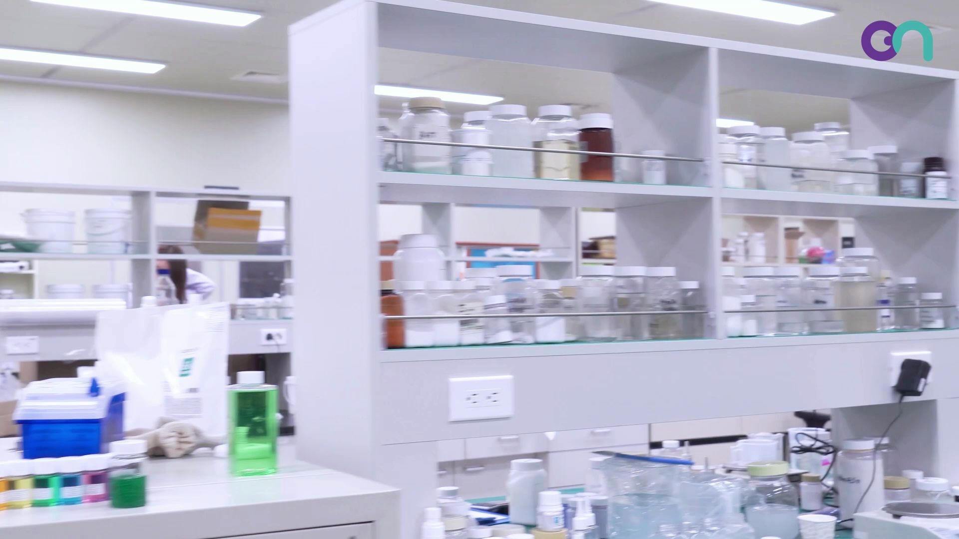 技术实力:携手7家国际顶尖研究机构