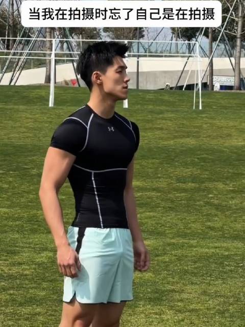 意大利男足生死战引发观众恐慌 科威特基地遭导