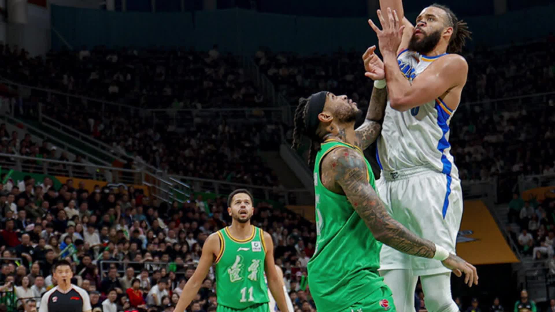 辽宁男篮主场力克北京队 乌戈末节换人成败关键