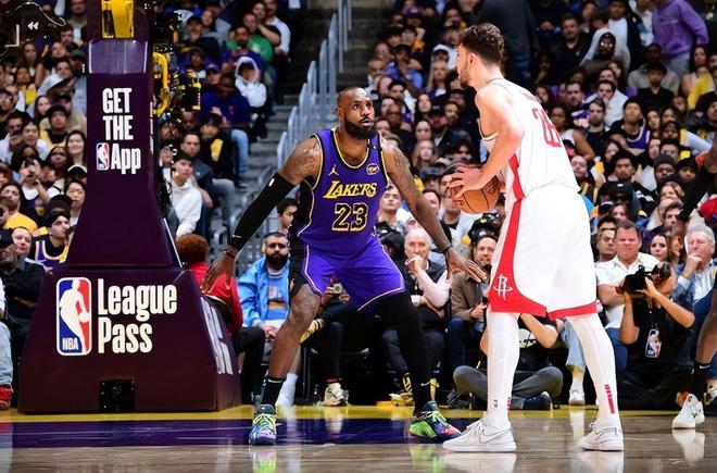 德雷蒙德·格林：13年忠诚铸就王朝传奇，交易传