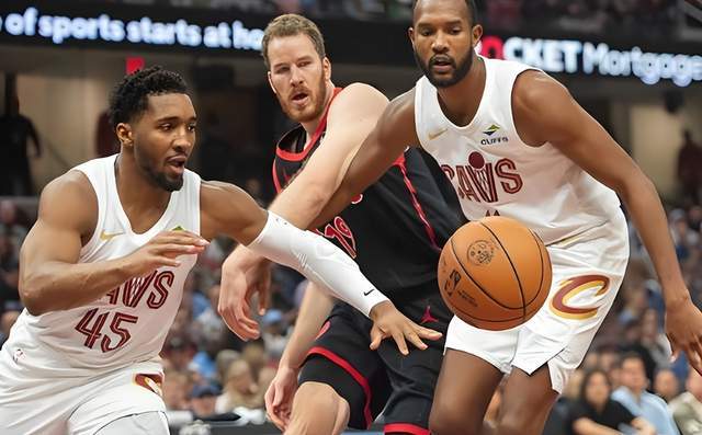 NBA季后赛雷霆领跑夺冠概率榜 马刺凯尔特人紧追